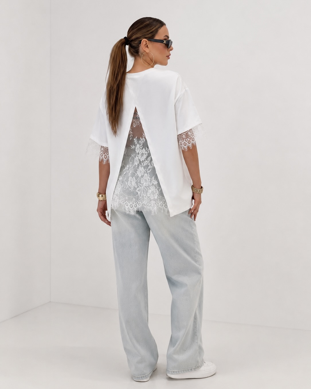 BACK LACE OVERSIZED TOP (WHITE & BLACK) - Image 3